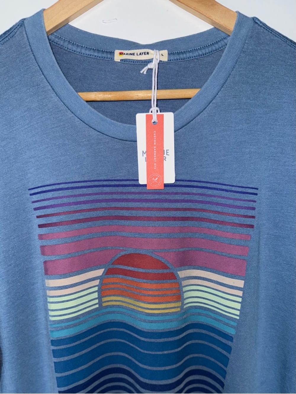 Marine Layer NWT Signature Crew Graphic Tee in Coronet Blue - Picture 2 of 8